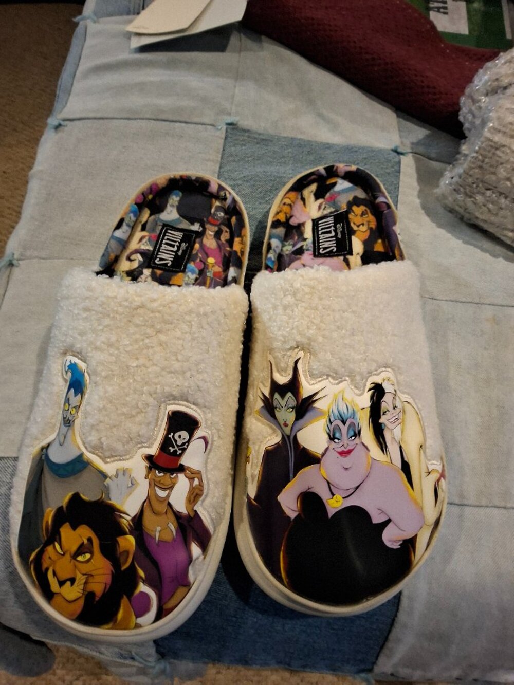 Disney Villains slippers. 11/12